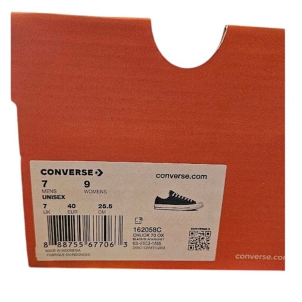 Converse Chuck 70 OX in Black/Black/Egret (Model: 162058C) - Picture 9 of 10